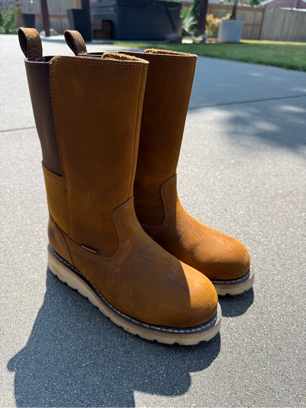 Carhartt Wellington Boot. Safety Toe. Size 6.5